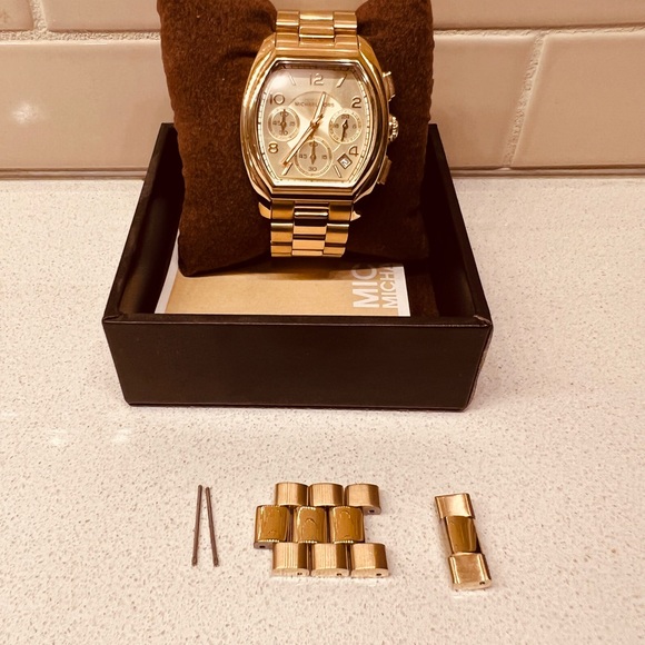 Michael Kors Ladies Chronograph Womens Watch -Model MK5202 - Picture 5 of 7